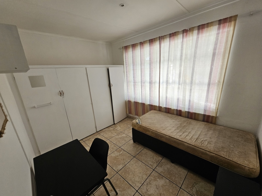 10 Bedroom Property for Sale in Brandwag Free State